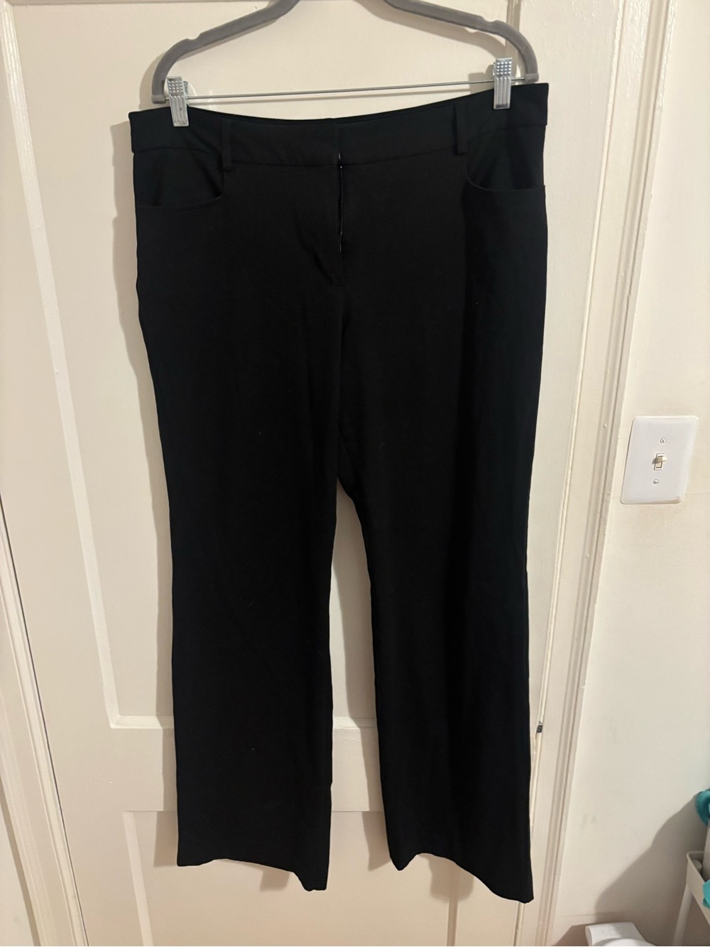 Express Black Straight-Leg Women’s slacks
